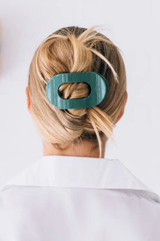 Teleties Mistletoe Medium Flat Round Hair Clip