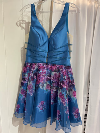 Ellie Wilde EW21829S - Size 4