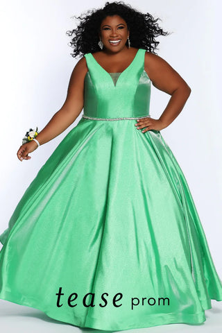 Sydney's Closet TE2117 - Screamin Green Size 24W