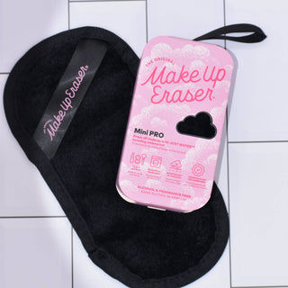 Mini Chic Black PRO MakeUp Eraser