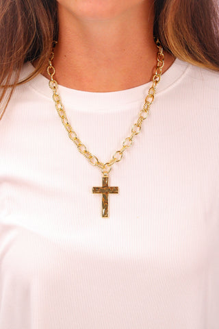 Hammered Gold Pendant Necklace