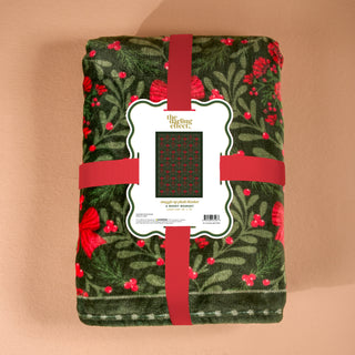 The Darling Effect Snuggle Up Plush Blanket - A Merry Moment