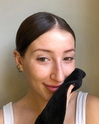 Mini Chic Black PRO MakeUp Eraser