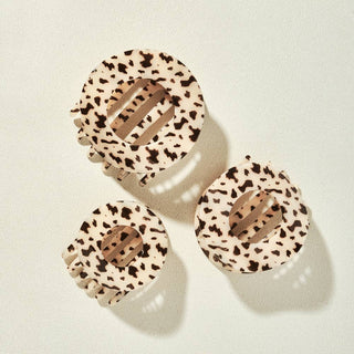 Teleties Blonde Tortoise Medium Flat Circle Hair Clip