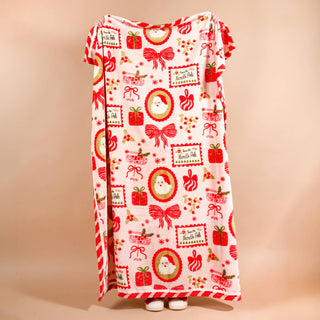 The Darling Effect Snuggle Up Plush Blanket - Mistletoe Magic