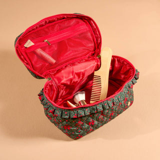 The Darling Effect Glam & Go Quilted Cosmetic Bag - A Merry Moment