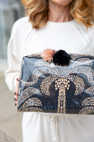 Spartina 449 Large Cosmetic Pouch Bridge Street Palms Black