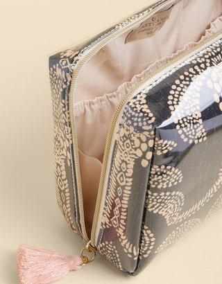 Spartina 449 Large Cosmetic Pouch Bridge Street Palms Black