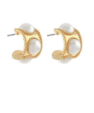 Pearl/Gold Hoop Earrings