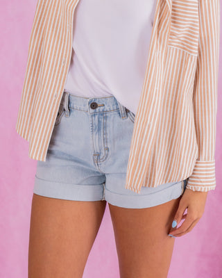 Hidden Jeans Lightwash Cuffed Hem Relaxed Shorts