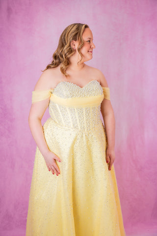 Sydney's Closet TE2604 - Canary Size 18W