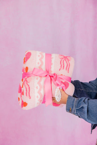 The Darling Effect Cozy Dreams Luxe Blanket - Oh So Lovely