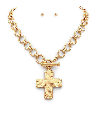 Gold Chunky Chain Cross Pendant Necklace