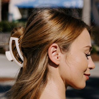 Teleties Open Hair Clip | Medium | Soft Surf