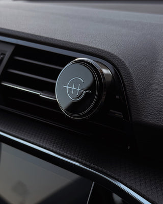 Glasshouse Fragrances White/Gold Car Diffuser w/ A Tahaa Affair Scent Disk