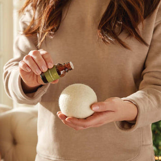 Thymes Frasier Fir® Wool Dryer Balls & Laundry Fragrance Oil Set