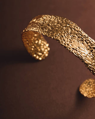 Katie Loxton Luxe Lock Textured Waterproof Gold Bangle