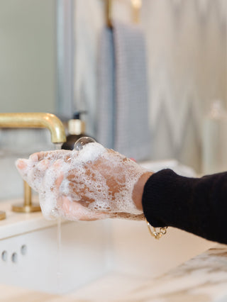 L'AVANT Collective High Performing Hand Soap - Fresh Linen